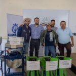 Impulsan el desarrollo del campo con la entrega de apoyos a productores de Abasolo