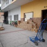 MEDIANTE UN OPERATIVO, LIBERAN VIALIDAD Y BANQUETAS EN EL CENTRO DE SILAO TRAS REPORTES CIUDADANOS